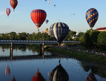 Международная встреча воздухоплавателей стартует в Великих Луках 8 июня.