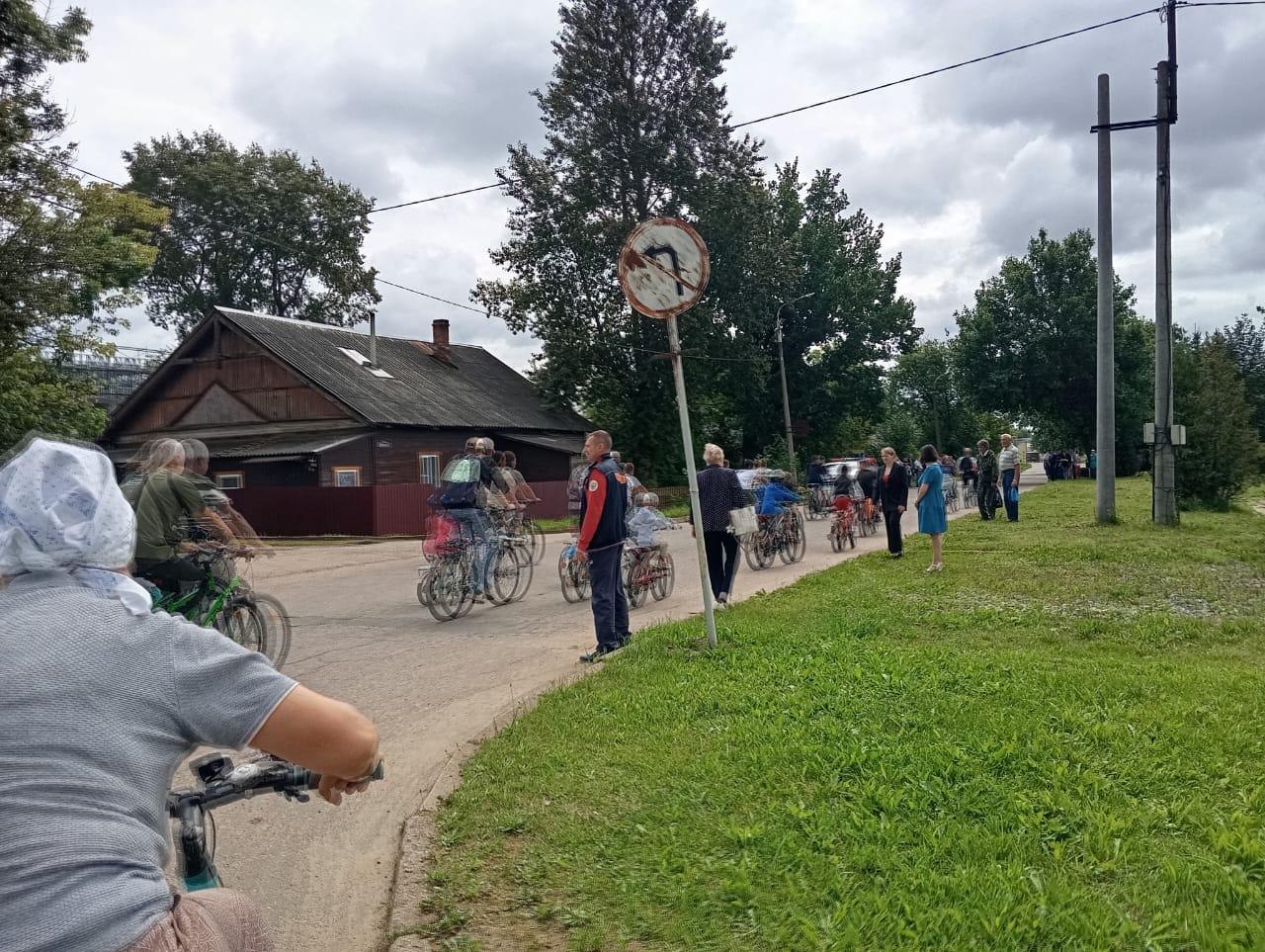 Спорт в нашем городе любят и стар, и млад в самых разных его проявлениях.