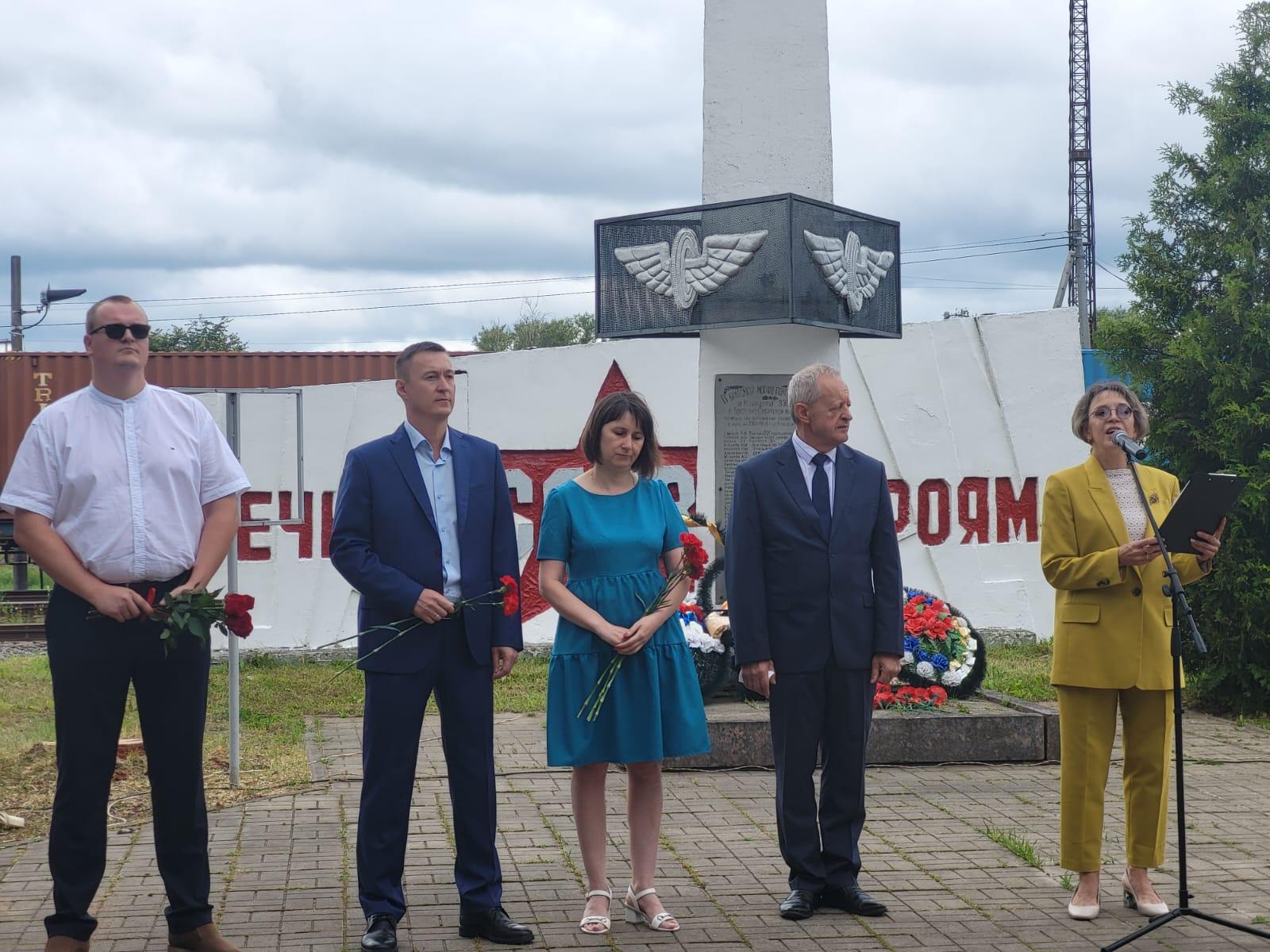 Праздник в Новосокольниках набирает обороты.