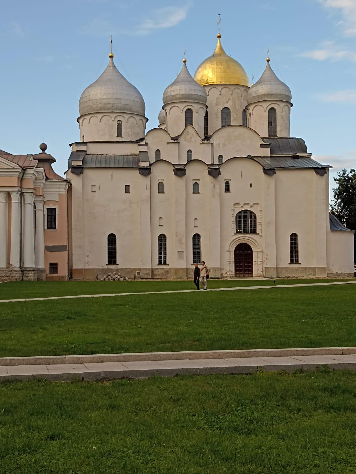 В Новгороде проходит трехдневный семинар для специалистов СЗФО по национальной политике.