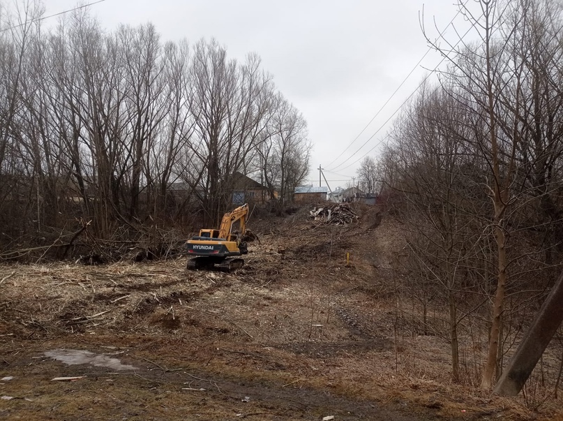 В Новосокольниках началось благоустройство обширного общественного пространства.