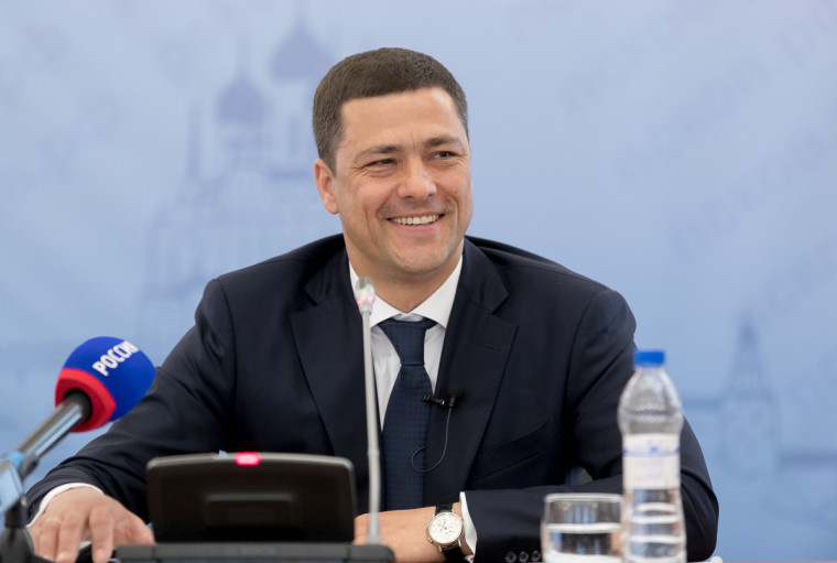 Поздравляем губернатора Псковской области М.Ю. Ведерникова с юбилеем!. Поздравляем губернатора Псковской области М.Ю. Ведерникова с юбилеем!.
